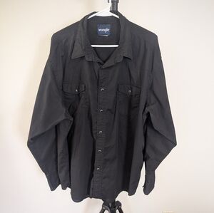 Wrangler Black Buttondown